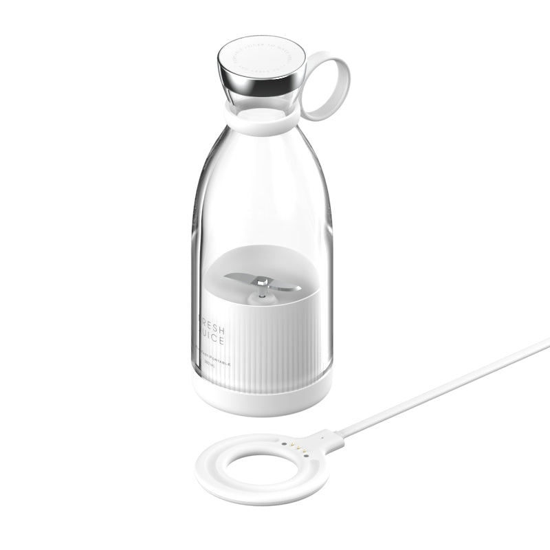 Mini Juice Blender – Lightweight & Travel Ready ✨